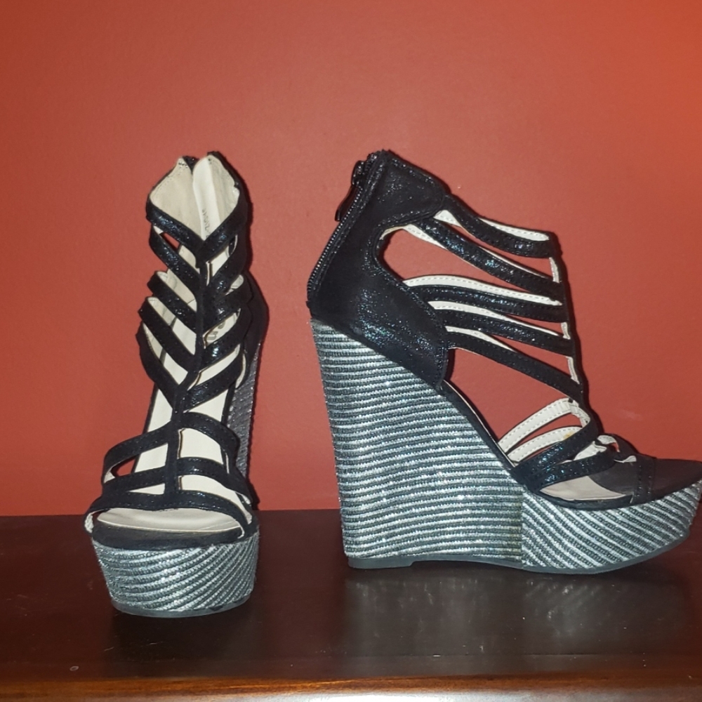 Split wedges